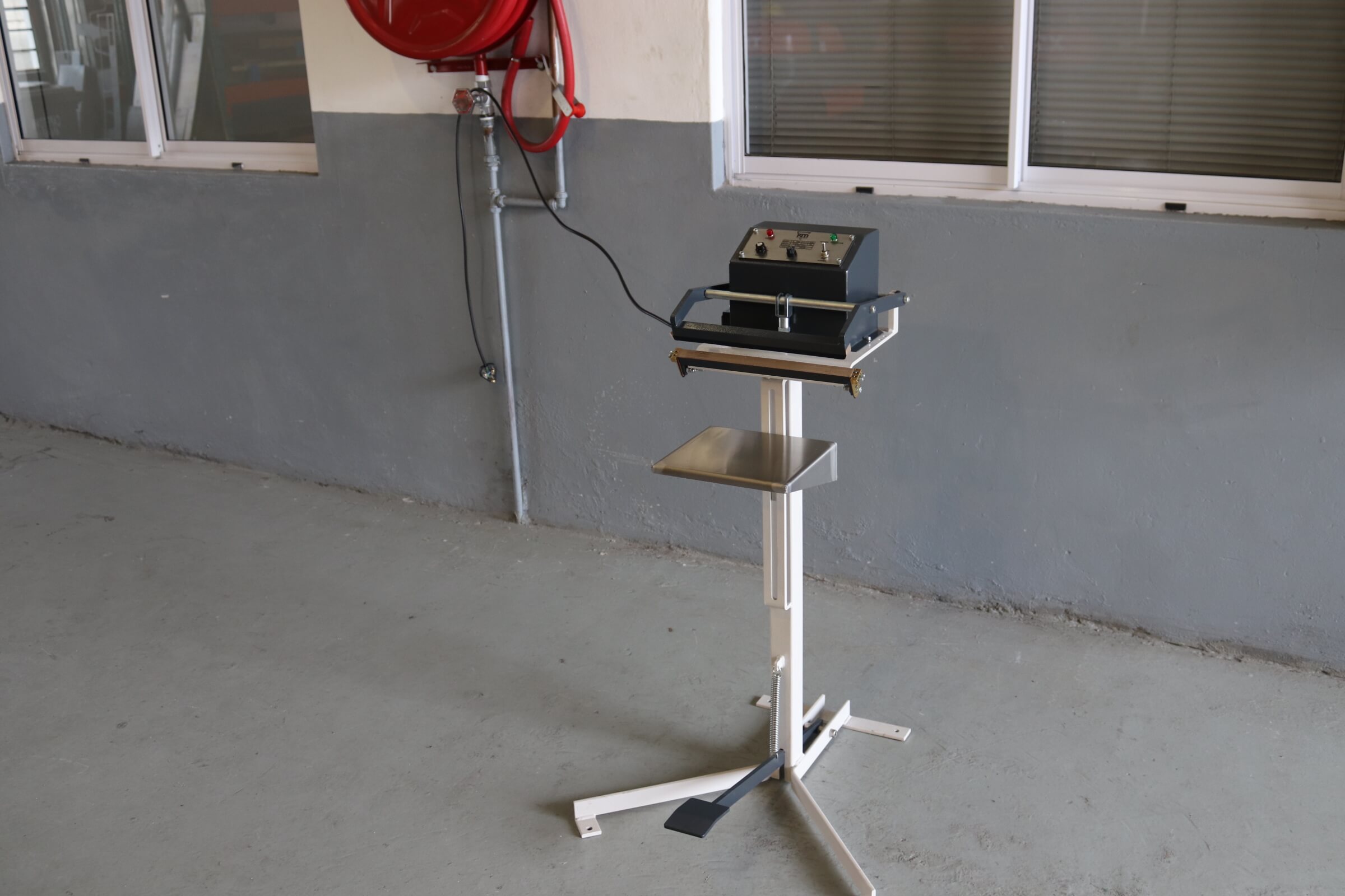 Pedestal Sealer